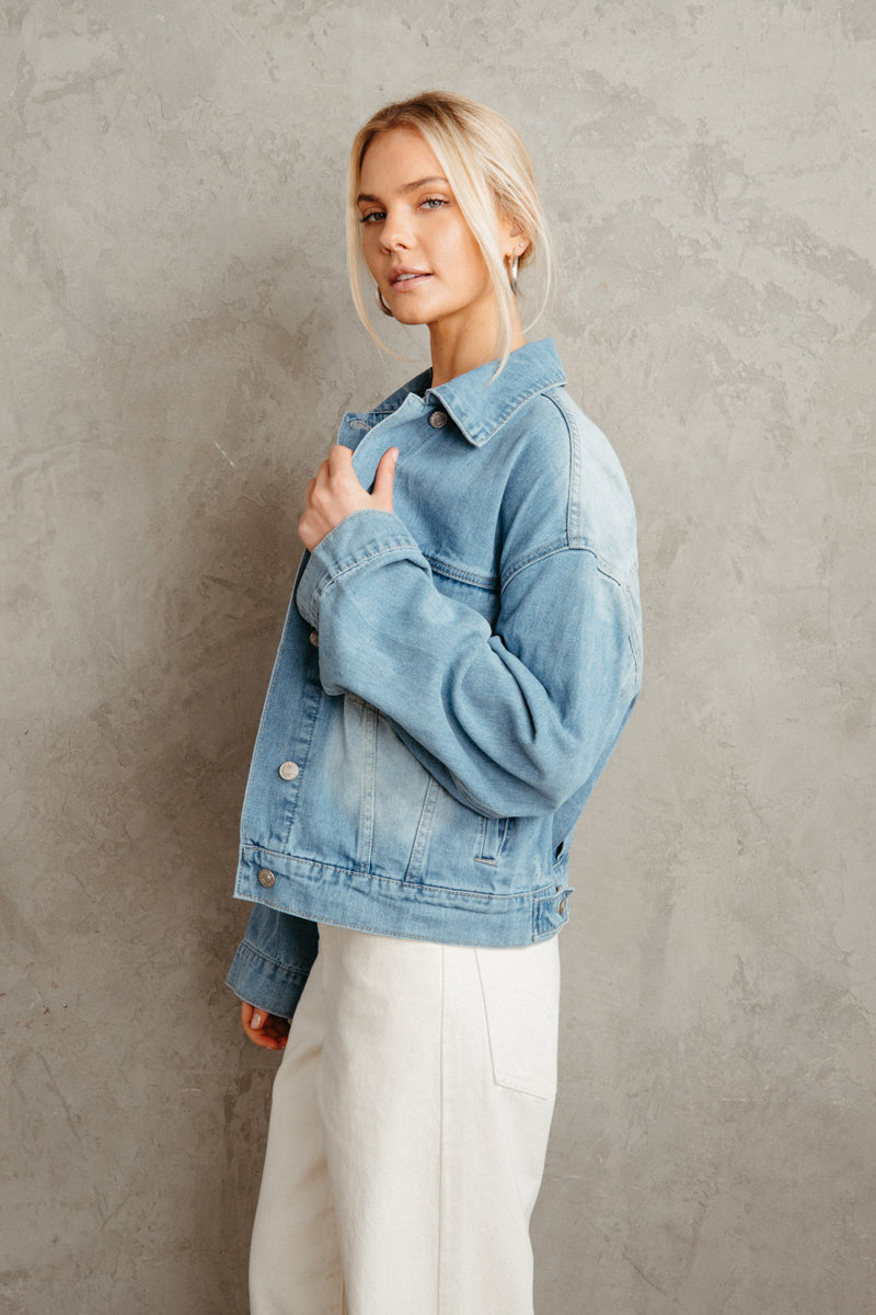 10 Denim Jacket Outfit Ideas - How to Wear a Denim Jacket and Make it Look  Cool
